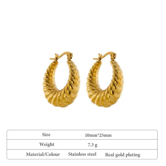 NEW 18K Gold Plated Croissant Hoop Earrings - Picture 5 of 5